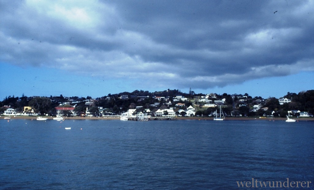 Blick auf Russell Bay of Islands