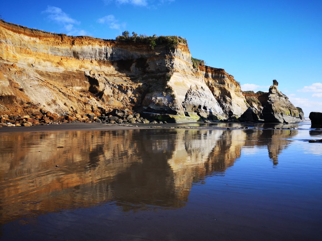 Tongaporutu Beach